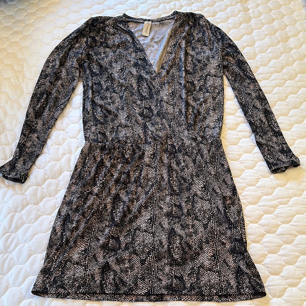 Patterned Long Sleeve Dress